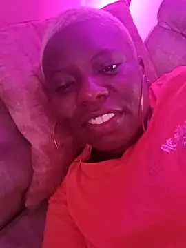 Snapshot of mamichulanegra chatting on 09-30-25, 06:14 mamichulanegra online show from 09-30-25, 06:14