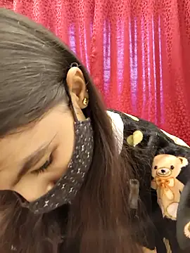 Snapshot of Sweets-jaanu chatting on 12-15-25, 07:03 Sweets-jaanu online show from 12-15-25, 07:03