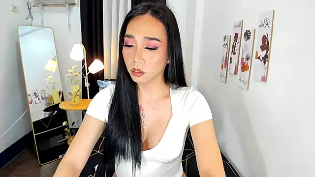 Snapshot of SexyAsianCockTS chatting on 09-24-25, 04:30 SexyAsianCockTS online show from 09-24-25, 04:30