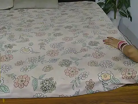 Lovelyy-couple online show from 10-26-25, 08:26