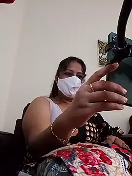 Snapshot of TAMIL_AMMUSRI chatting on 09-29-25, 07:37 TAMIL AMMUSRI online show from 09-29-25, 07:37