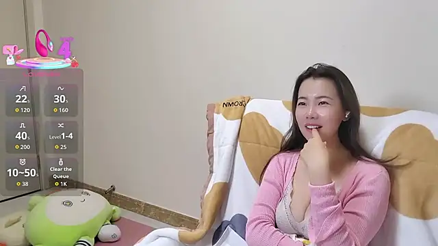 sallycui online show from 10-07-25, 11:17