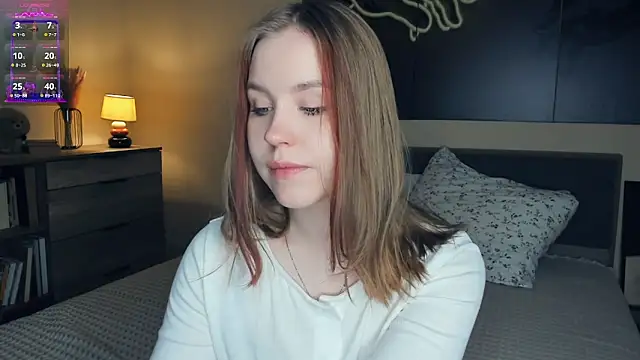 MaliaBourraine online show from 10-13-25, 08:05