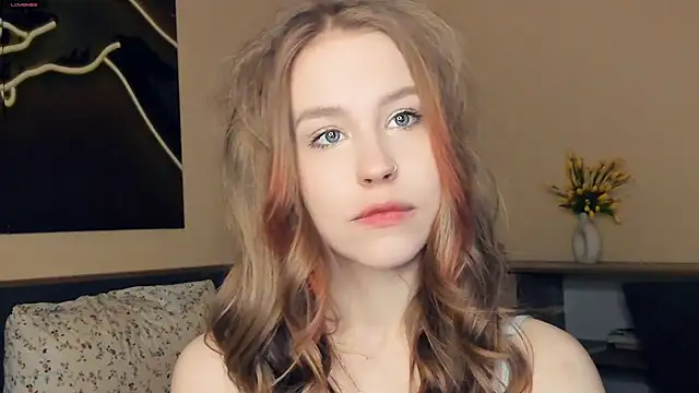 MaliaBourraine online show from 03-25-26, 07:19