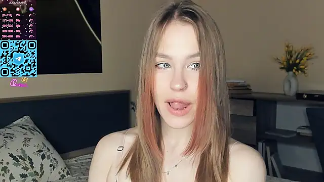 MaliaBourraine online show from 04-15-26, 07:14