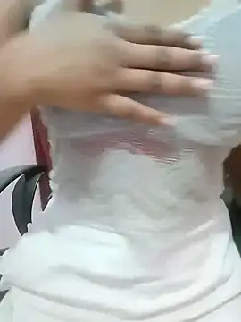 pari rani7 online show from 10-08-25, 04:03