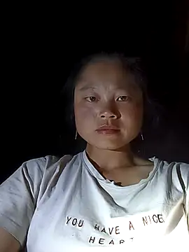 Snapshot of clara-cute chatting on 10-04-25, 10:00 clara-cute online show from 10-04-25, 10:00