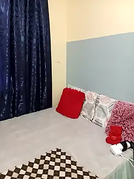 BubblyBeautiful online show from 11-08-25, 02:20