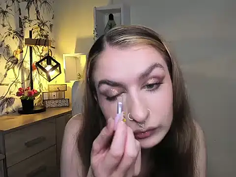 NinaBlond1 online show from 11-14-25, 07:12