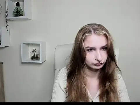 Snapshot of NinaBlond1 chatting on 10-16-25, 05:49 NinaBlond1 online show from 10-16-25, 05:49