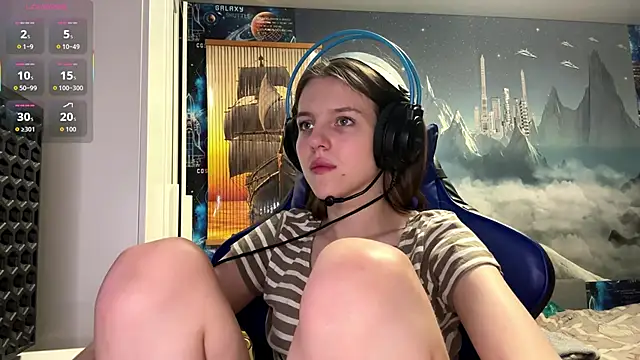 Elira Breeze online show from 02-22-26, 04:08