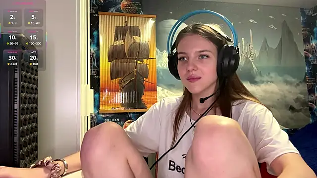 Elira Breeze online show from 11-24-25, 12:38