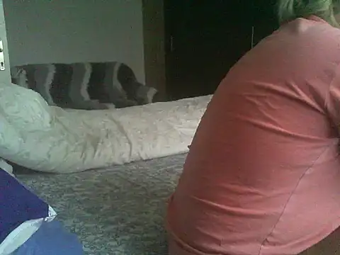 Lauray1 online show from 11-08-25, 05:44