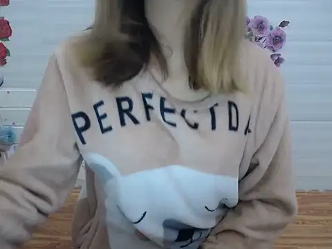 Hannie 26 online show from 11-21-25, 06:29