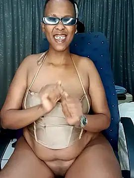 Snapshot of SexyCurves96 chatting on 10-05-25, 07:26 SexyCurves96 online show from 10-05-25, 07:26