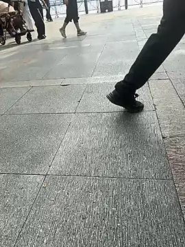 leeyoung  online show from 04-10-26, 07:48