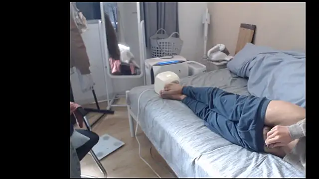 leeyoung  online show from 03-06-26, 06:19