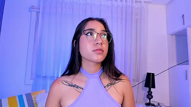 LiaaTurner online show from 10-01-25, 08:57