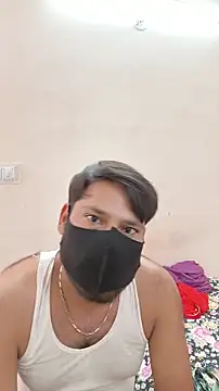 Snapshot of mansi_rawat05 chatting on 10-18-25, 10:06 mansi rawat05 online show from 10-18-25, 10:06