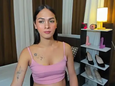 Sedictive Samantha online show from 10-27-25, 05:08