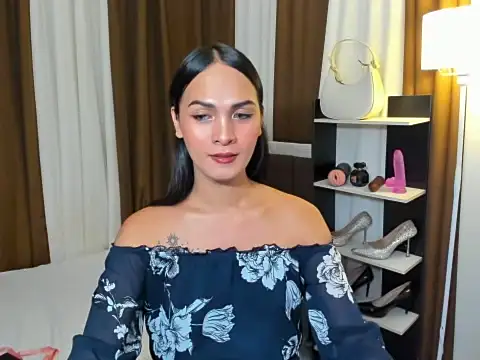 Sedictive Samantha online show from 11-19-25, 04:51