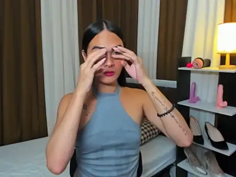 Sedictive Samantha online show from 10-19-25, 01:25