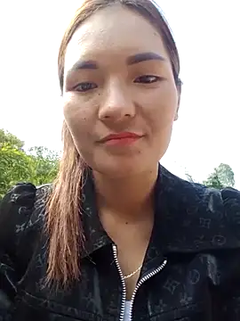 phuongxinhxan online show from 10-23-25, 03:16