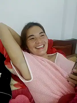 phuongxinhxan online show from 11-18-25, 02:42