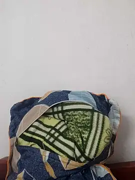 phuongxinhxan online show from 11-14-25, 01:42