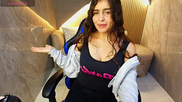 dany r  online show from 10-18-25, 01:24