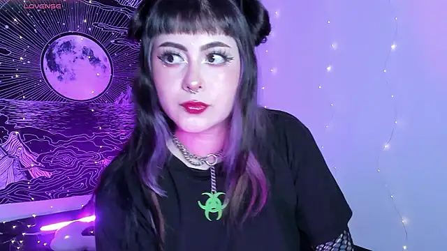 Snapshot of Hallucigenia_ chatting on 01-31-26, 11:36 Hallucigenia online show from 01-31-26, 11:36