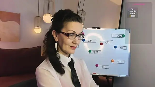 Irene Marlow online show from 12-21-25, 02:08