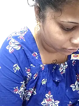 sweetqueen143 online show from 03-21-26, 02:57