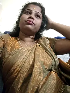 sweetqueen143 online show from 10-13-25, 04:30