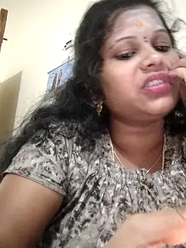 sweetqueen143 online show from 09-30-25, 03:29