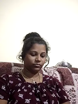 Snapshot of sweetqueen143 chatting on 12-05-25, 03:54 sweetqueen143 online show from 12-05-25, 03:54