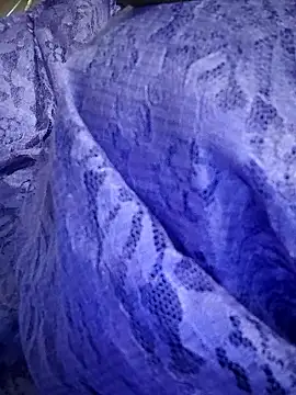 Snapshot of sweetqueen143 chatting on 01-08-26, 06:03 sweetqueen143 online show from 01-08-26, 06:03