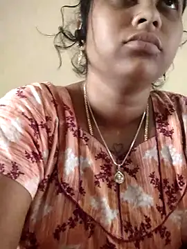 Snapshot of sweetqueen143 chatting on 11-03-25, 02:50 sweetqueen143 online show from 11-03-25, 02:50