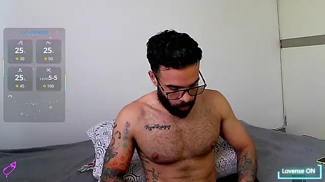 htrebor87 online show from 11-11-25, 07:41