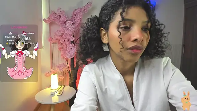 Snapshot of natalia_blue chatting on 10-14-25, 03:12 natalia blue online show from 10-14-25, 03:12