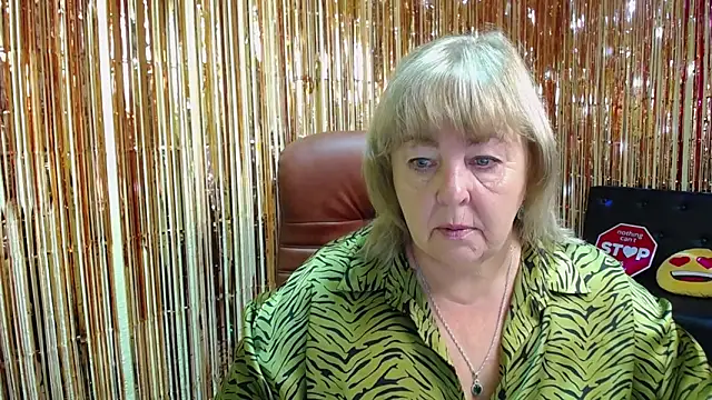 MilenaWedxy online show from 10-04-25, 05:20