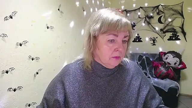 MilenaWedxy online show from 10-21-25, 05:07