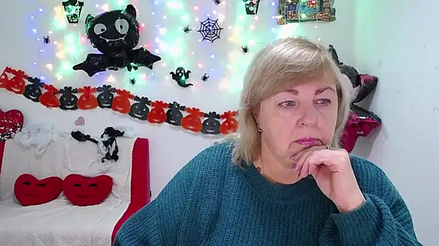 MilenaWedxy online show from 10-23-25, 05:06