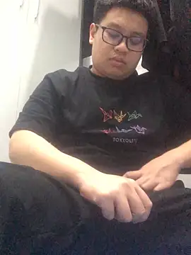 Snapshot of loveninja chatting on 02-26-26, 04:18 loveninja online show from 02-26-26, 04:18