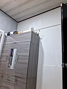 Gyal 8  online show from 02-02-26, 04:11