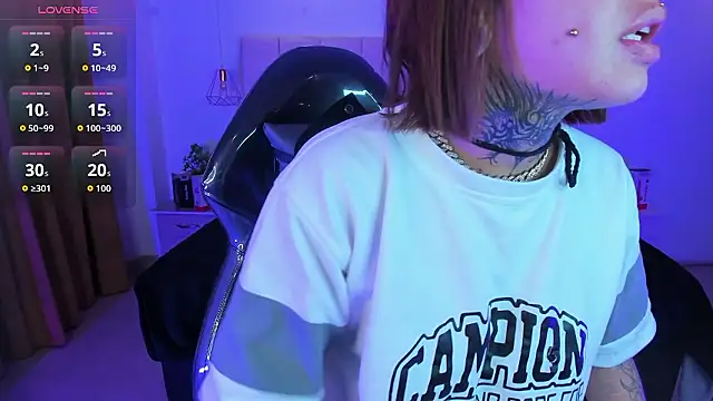 Gyal 8  online show from 01-13-26, 03:10