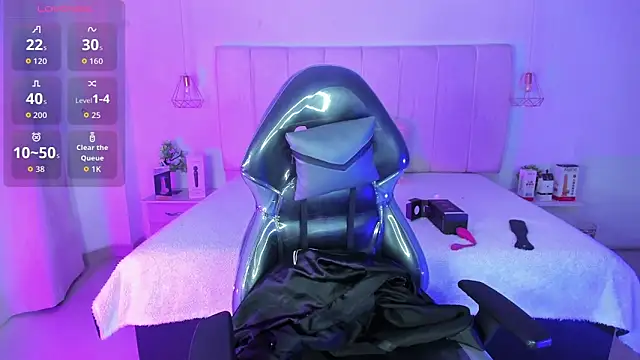 Gyal 8  online show from 02-21-26, 04:03