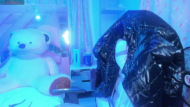 Gyal 8  online show from 09-23-25, 03:35