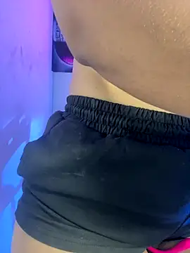 becca wilsson online show from 11-22-25, 09:30