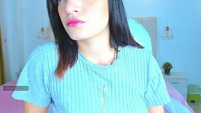 Snapshot of Maddy_Rouse1 chatting on 10-09-25, 04:02 Maddy Rouse1 online show from 10-09-25, 04:02